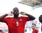 Canadá sai atrás, pressiona e arranca empate contra Bósnia na estreia na Copa do Mundo 2026