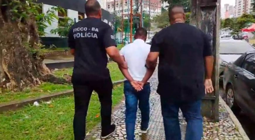Polícia baiana frustra tentativa de fuga de procurado pela Justiça por crime de homicídio