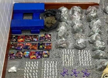 Suspeito de tráfico é preso em Feira de Santana com várias porções de drogas prontas para comercialização