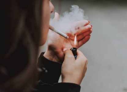 Cigarro ainda mata mais de 8 milhões de pessoas por ano no mundo, alerta OMS