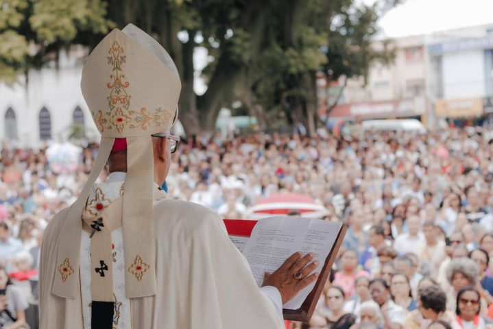 Arquidiocese de Feira de Santana aguarda milhares de fiéis nas ruas de Feira de Santana para celebração de Corpus Christi