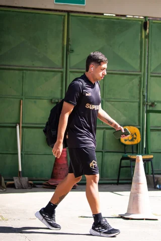 Lucaneta, do Feira FC, passa por cirurgia após grave lesão está fora da temporada