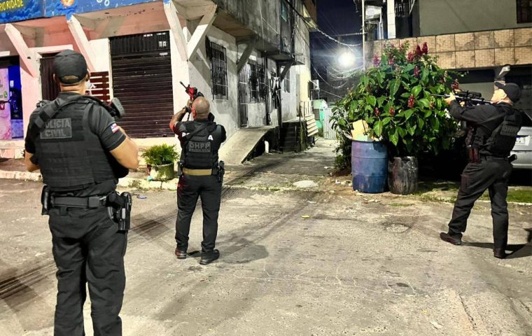 Operação Gênesis, da Polícia baiana, prende mais um investigado e alcança 24 alvos em ofensiva contra organização criminosa