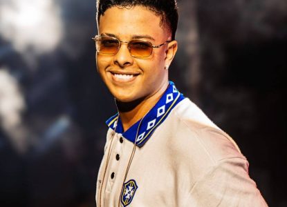 Juninho Moraes tem maratona de 15 shows e se consolida como fenômeno do São João baiano