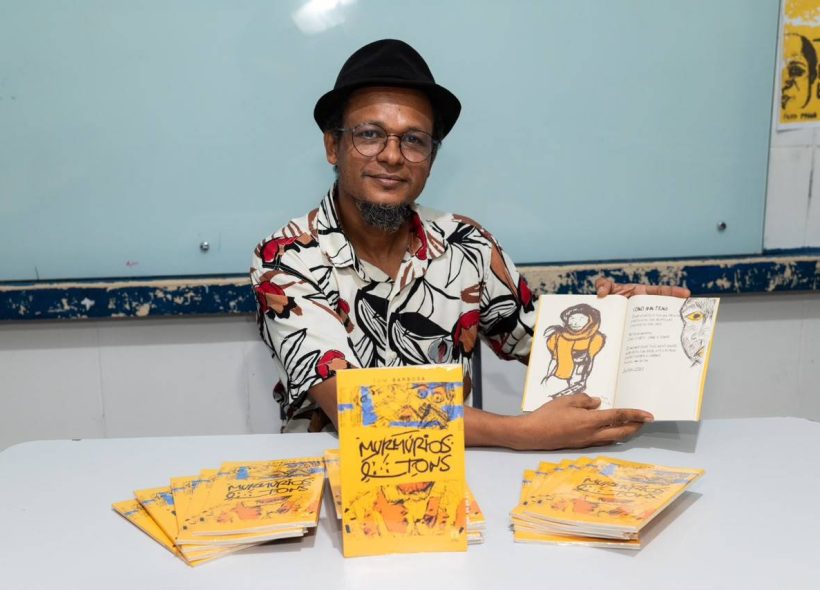 “Murmúrios e Tons”: Tom Barbosa transforma trajetória musical em audiolivro e obra poética ilustrada