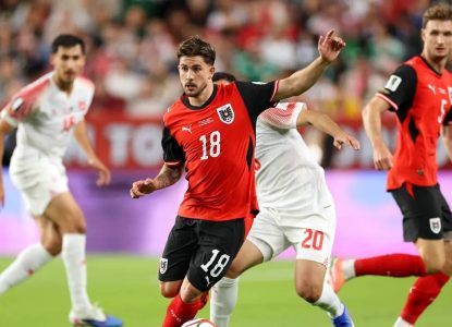 Áustria bate Jordânia e volta a vencer na Copa do Mundo após quase 40 anos
