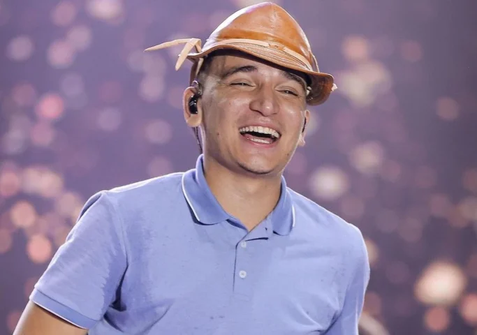 João Gomes leva três troféus e é destaque no Prêmio da Música Brasileira
