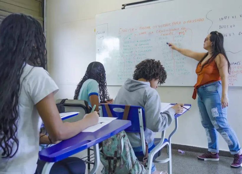 Censo Escolar: Brasil reduz índices de reprovação, abandono e atraso