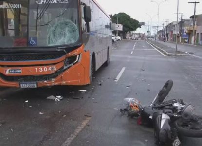 Motociclista morre um dia antes do aniversário, após bater em ônibus em Feira de Santana