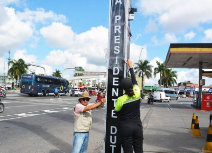Direita livre implantada entre avenida Presidente Dutra e rua J.J. Seabra