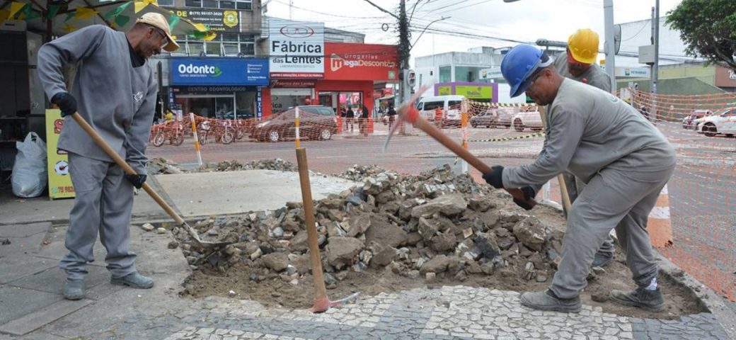 Iniciada reforma da Praça dos Sapateiros em Feira de Santana