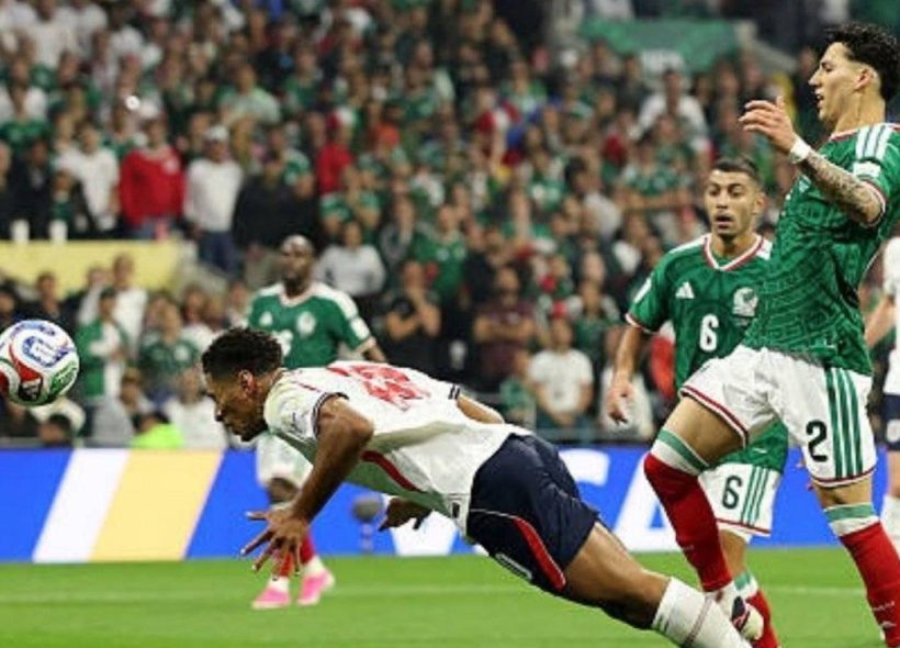 México dá trabalho, mas Inglaterra vence por 3x2, quebra tabu do Azteca e vai às quartas finais