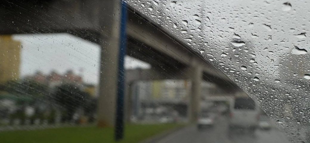 Inmet emite alerta de chuva para Salvador e outras 38 cidades da Bahia