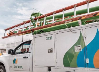 Aneel aplica multa milionária à Neoenergia Coelba por falhas em conexões de energia solar