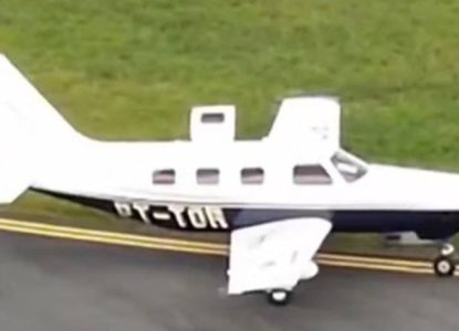Pneu de avião estoura durante pouso e interdita pista do aeroporto de Ilhéus