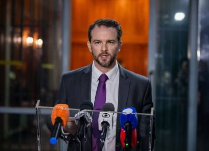 Ministro da Fazenda anuncia regras mais rígidas para publicidade de bets com alertas obrigatórios