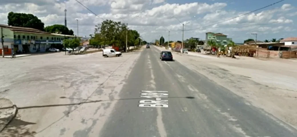 Motociclista morre após colisão com veículo não identificado na BR-101 no baixo sul