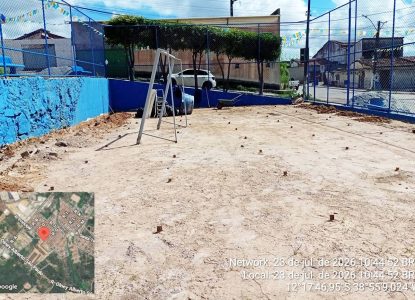 Seinfra promove reforma e manutenção de 12 quadras e campos de futebol em Feira