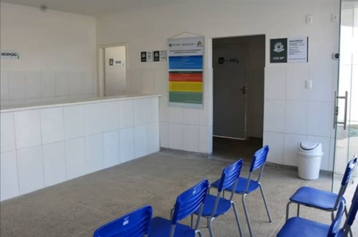 Unidade de saúde no bairro Aviário, em Feira de Santana, é fechada para requalificação da estrutura