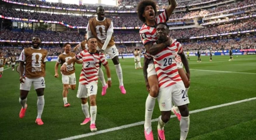 Estados Unidos vencem Bósnia e se classificam para oitavas de final da Copa do Mundo 2026
