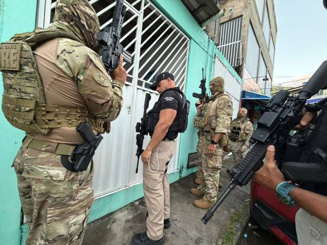 Oito advogados são presos durante operação em Feira de Santana e outras cidades; Polícia investiga elo com facções criminosas