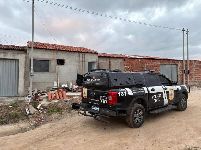 Cinco pessoas da mesma família são alvos de investigação no interior da Bahia; mais de R$ 1 milhão foram apreendidos