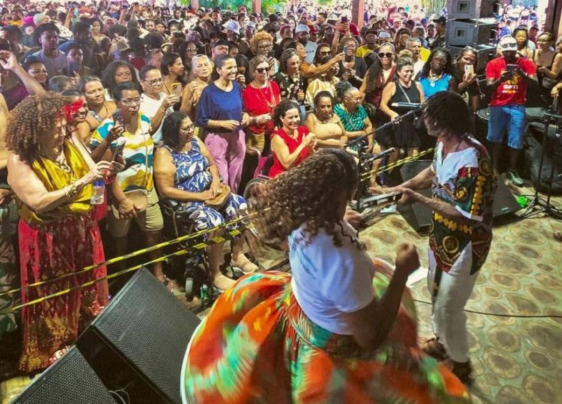 ’Do Bando para Abóbora’ lota Centro de Cultura Amélio Amorim com samba de raiz