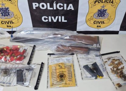 Serrinha: armas e munições são apreendidas durante prisão de suspeitos de violência doméstica