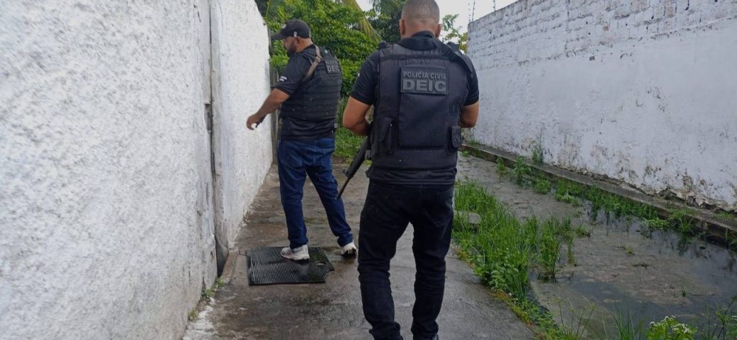 Antigo galpão para cozimento de amendoim no bairro Queimadinha usado por facção é alvo de operação em Feira de Santana