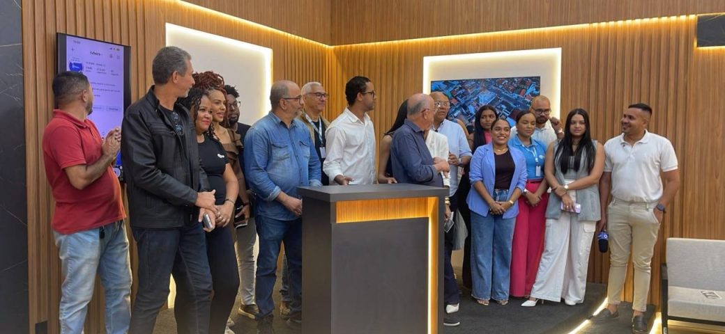 Inaugurado novo estúdio da TV Feira com promessa de transmitir 12 horas de programação diária