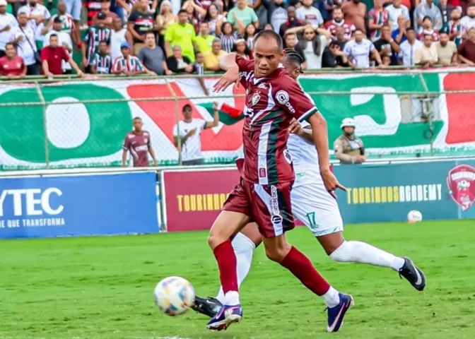 Fluminense de Feira vence Feira FC e volta à elite do Campeonato Baiano
