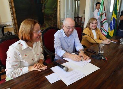 Feira de Santana e Tribunal de Justiça firmam parceria para implantação de grupo reflexivo para homens autores de violência