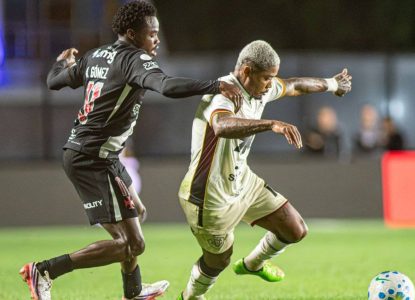 Vitória perde para o Vasco mesmo com um jogador a mais e terá que reverter vantagem no Barradão