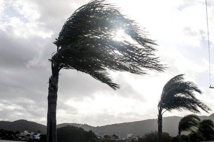 Inema alerta para ventos de até 70 km/h no Extremo Sul da Bahia