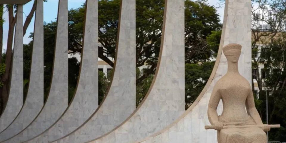 Lei Maria da Penha: Projeto de lei fixa prazo de 24 horas para análise de medidas protetivas em casos de alto risco