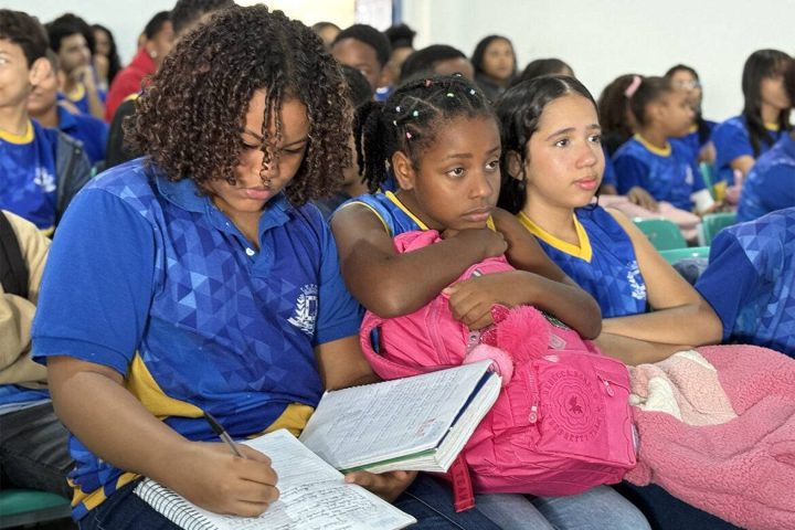 Feira de Santana alcança maior Ideb da história e supera meta estabelecida pelo MEC