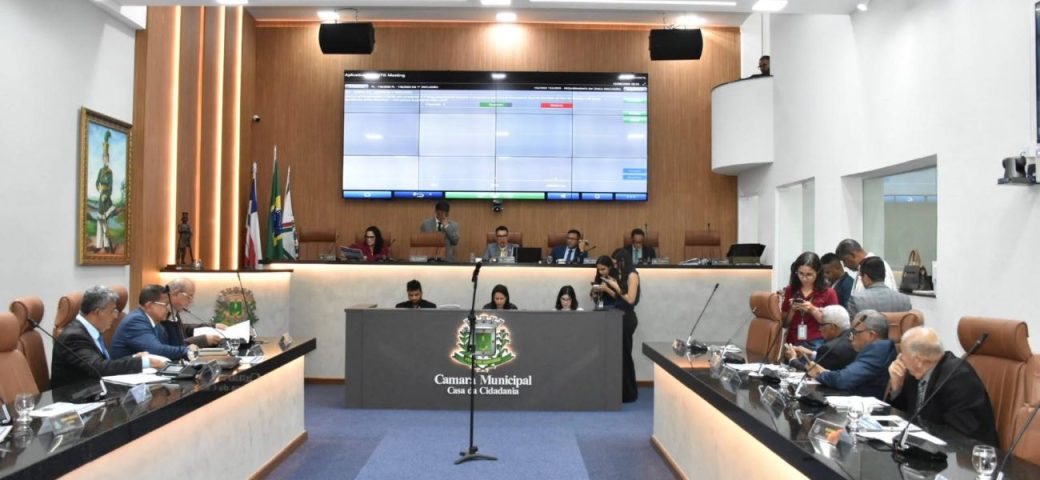 Câmara de Feira de Santana aprova projeto que cria prioridade em assentos no transporte coletivo