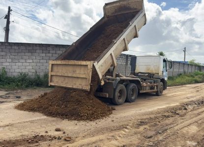 Seinfra mobiliza 16 equipes para patrolamento de estradas dos distritos feirenses