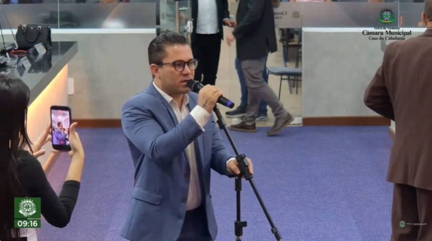Vereador Galeguinho SPA denuncia suposta cobrança ilegal em secretaria de Feira de Santana; órgão responde e cobra nomes