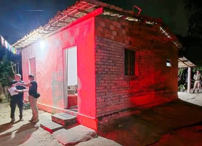 Irmãos são executados após casa ser invadida no distrito de Jaíba, em Feira de Santana