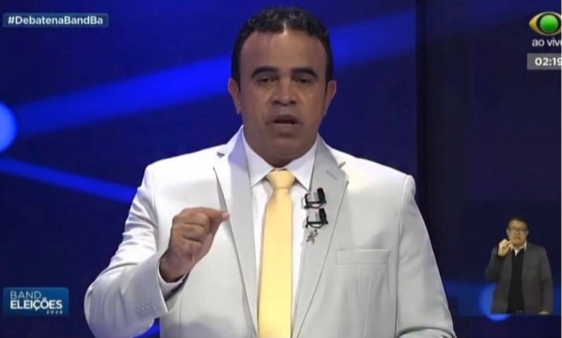 Durante debate, Ronaldo Mansur faz ataque a Bolsonaro: “Genocida lá ele”