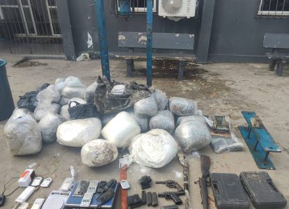 Polícia Militar localiza quase 50kg de cocaína em manguezal e desmonta central de distribuição de drogas na Bahia