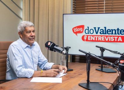 Jerônimo Rodrigues propõe universalização ensino integral e destaca redução do abandono escolar na Bahia