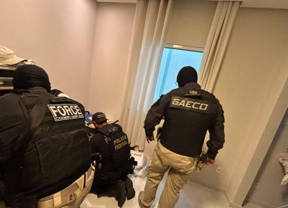 Polícia Federal investiga policial civil por acessos indevidos a sistemas de segurança em Feira de Santana