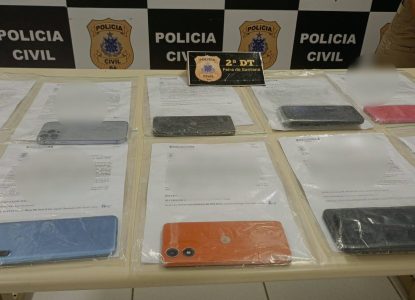 Com 75 aparelhos recuperados, Polícia restitui celulares aos legítimos proprietários em Feira de Santana