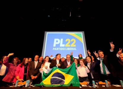 Puro sangue: Flávio Bolsonaro anuncia Alfredo Gaspar como candidato a vice-presidente na chapa para eleição em 2026