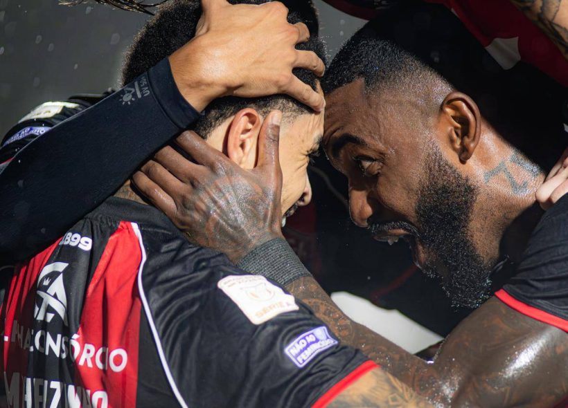 Vitória volta mostrar força no Barradão e supera Botafogo pelo Brasileirão 2026