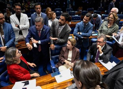 Senado aprova alívio de imposto sobre combustíveis e projeto de lei segue para sanção