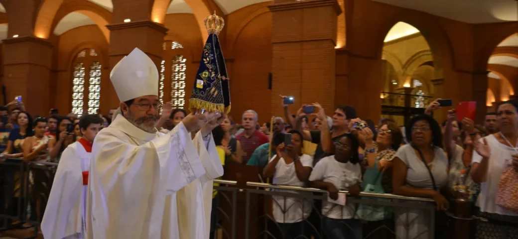 Saiba por que Nossa Senhora Aparecida é padroeira do Brasil