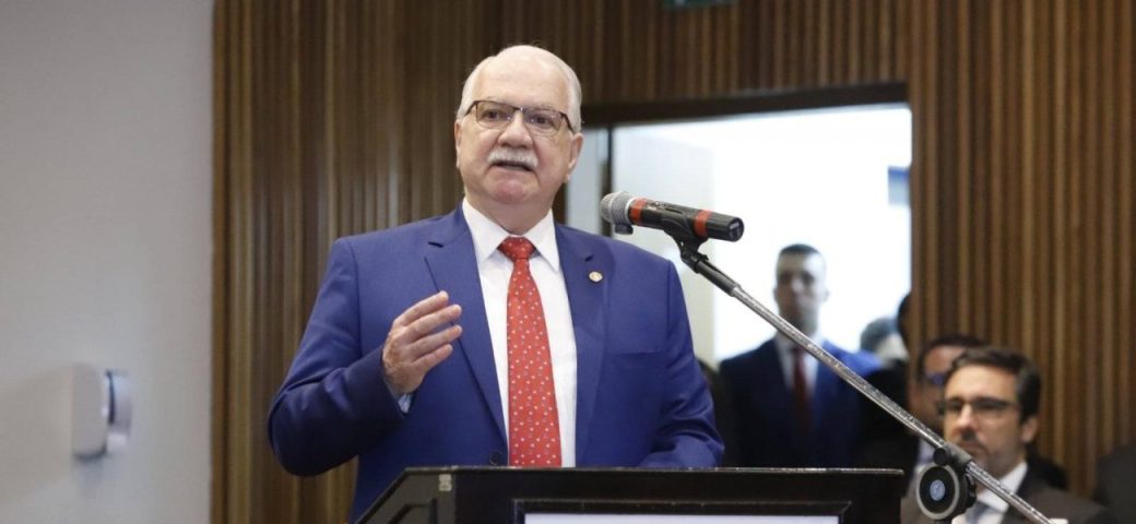Edson Fachin dá 72 horas para Mendonça responder sobre afastamento de diretores da Polícia Federal